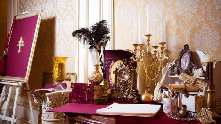 Vintage Antiques buyers Boynton Beach Florida. Updated 2025